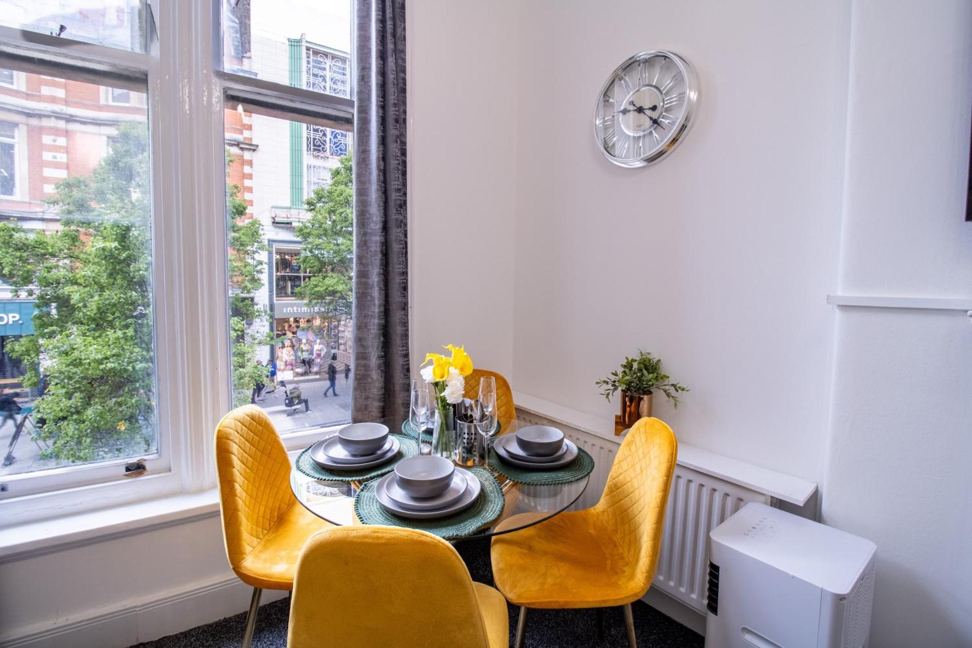 Luxurious Apartments On Oxford Street لندن المظهر الخارجي الصورة